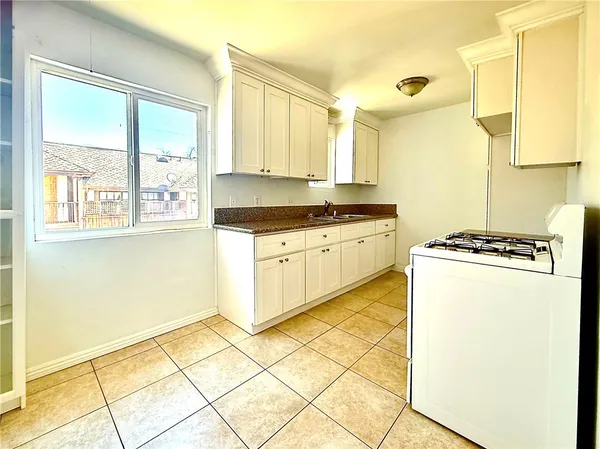 $2,450 | 414 Mariposa Avenue, Unit F, Sierra Madre, CA 91024