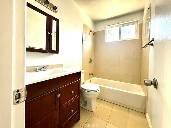 $2,450 | 414 Mariposa Avenue, Unit F, Sierra Madre, CA 91024