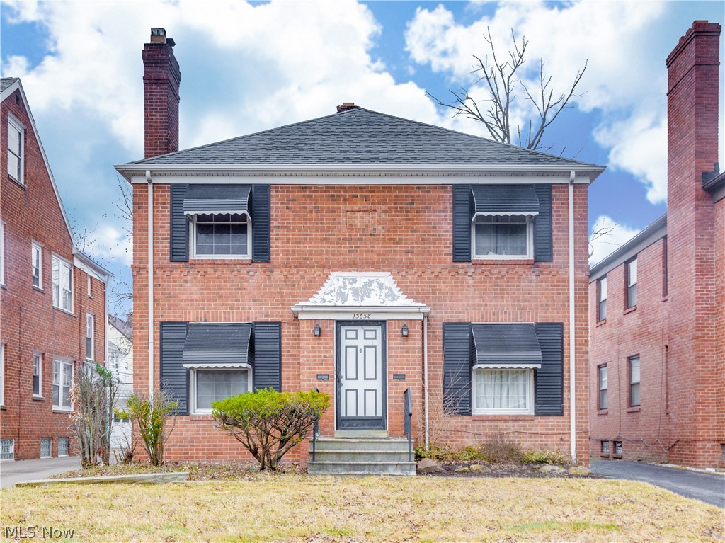 13658 Cedar Road Cleveland, OH 44118 - Photo 1 of 13