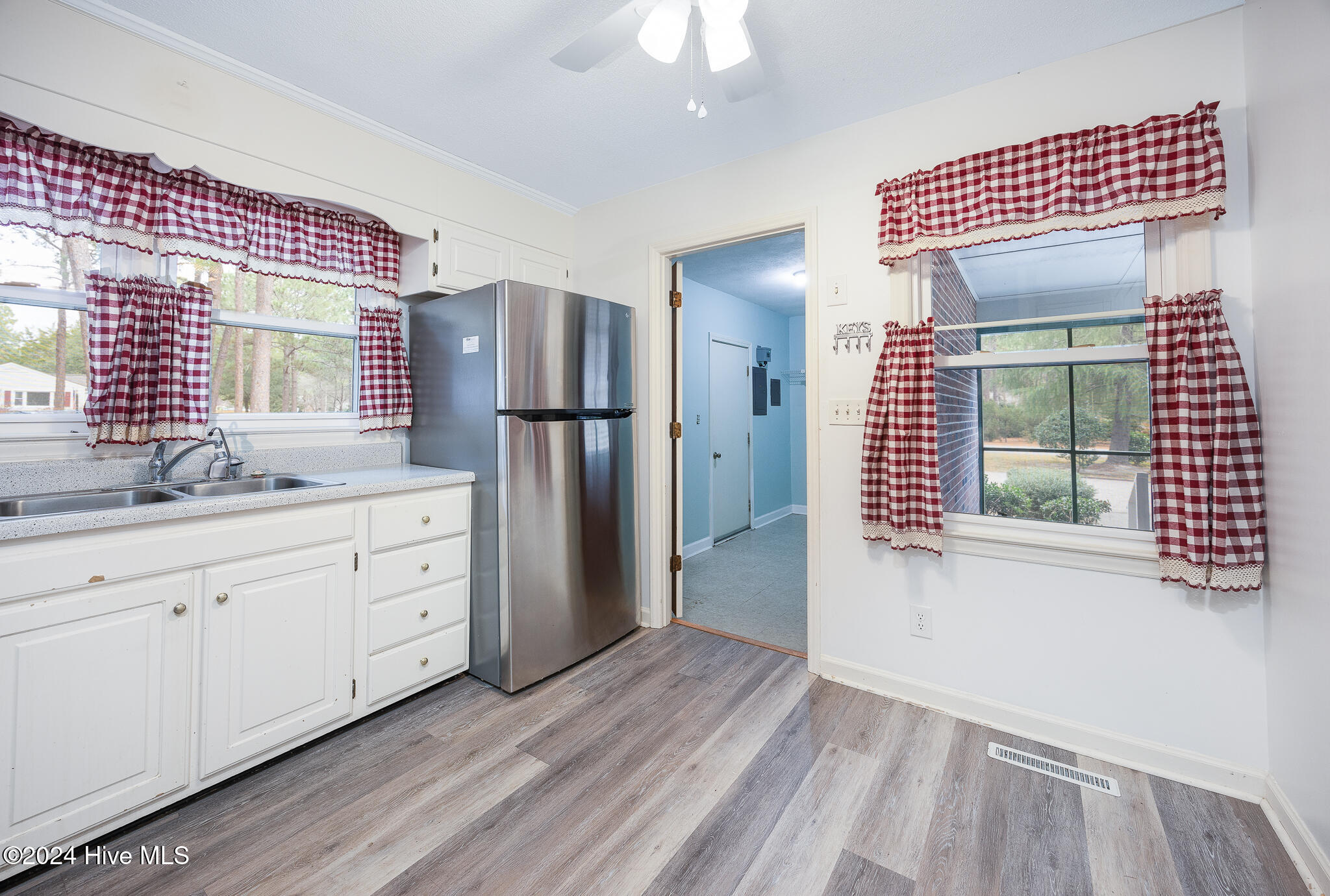 272 Thorne Road Pinehurst, NC 28374 - Photo 14 of 26 272Thorne-18