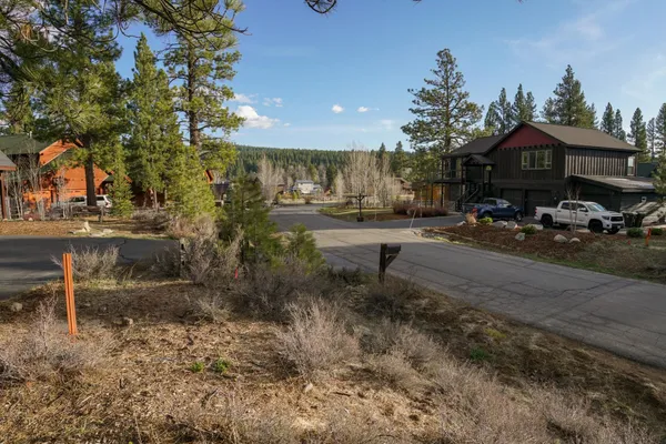 $319,000 | 15627 Sudsbury Circle, Truckee, CA 96161
