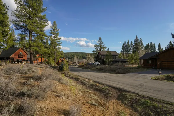 $319,000 | 15627 Sudsbury Circle, Truckee, CA 96161