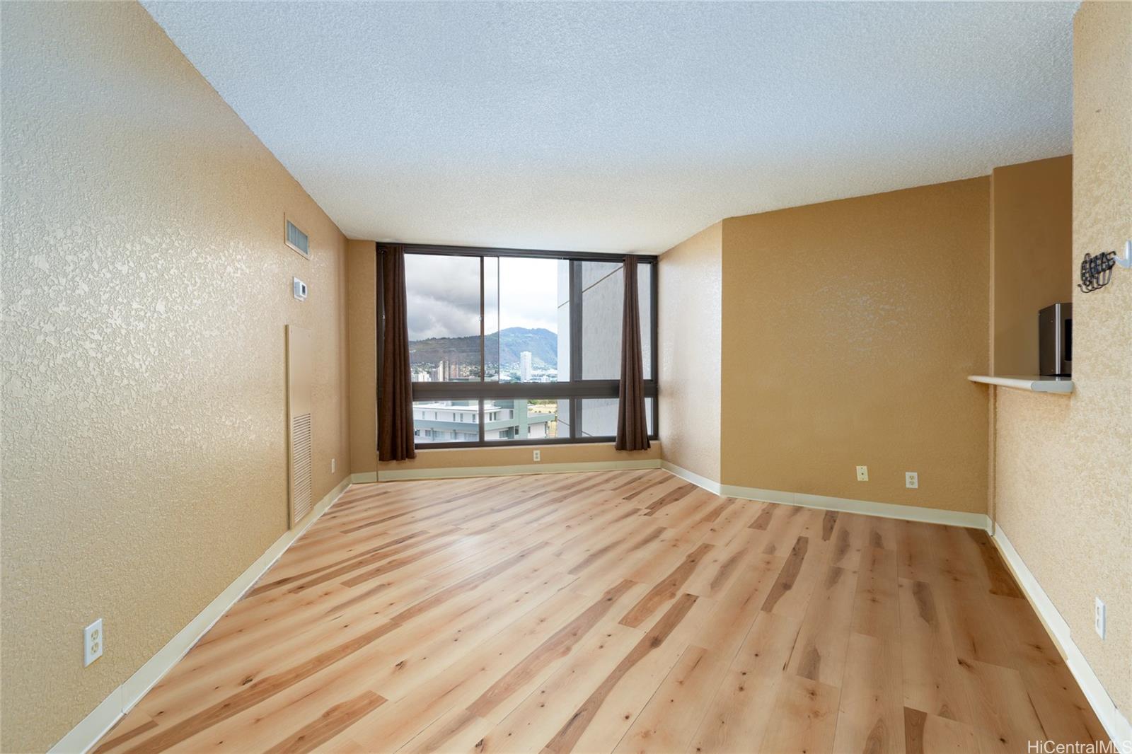 300 Wai Nani Way, Unit I2004 Honolulu, HI 96815 - Photo 18 of 25