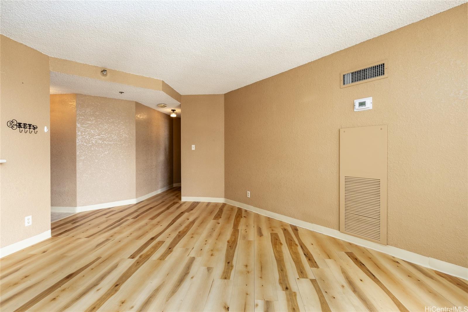 300 Wai Nani Way, Unit I2004 Honolulu, HI 96815 - Photo 20 of 25