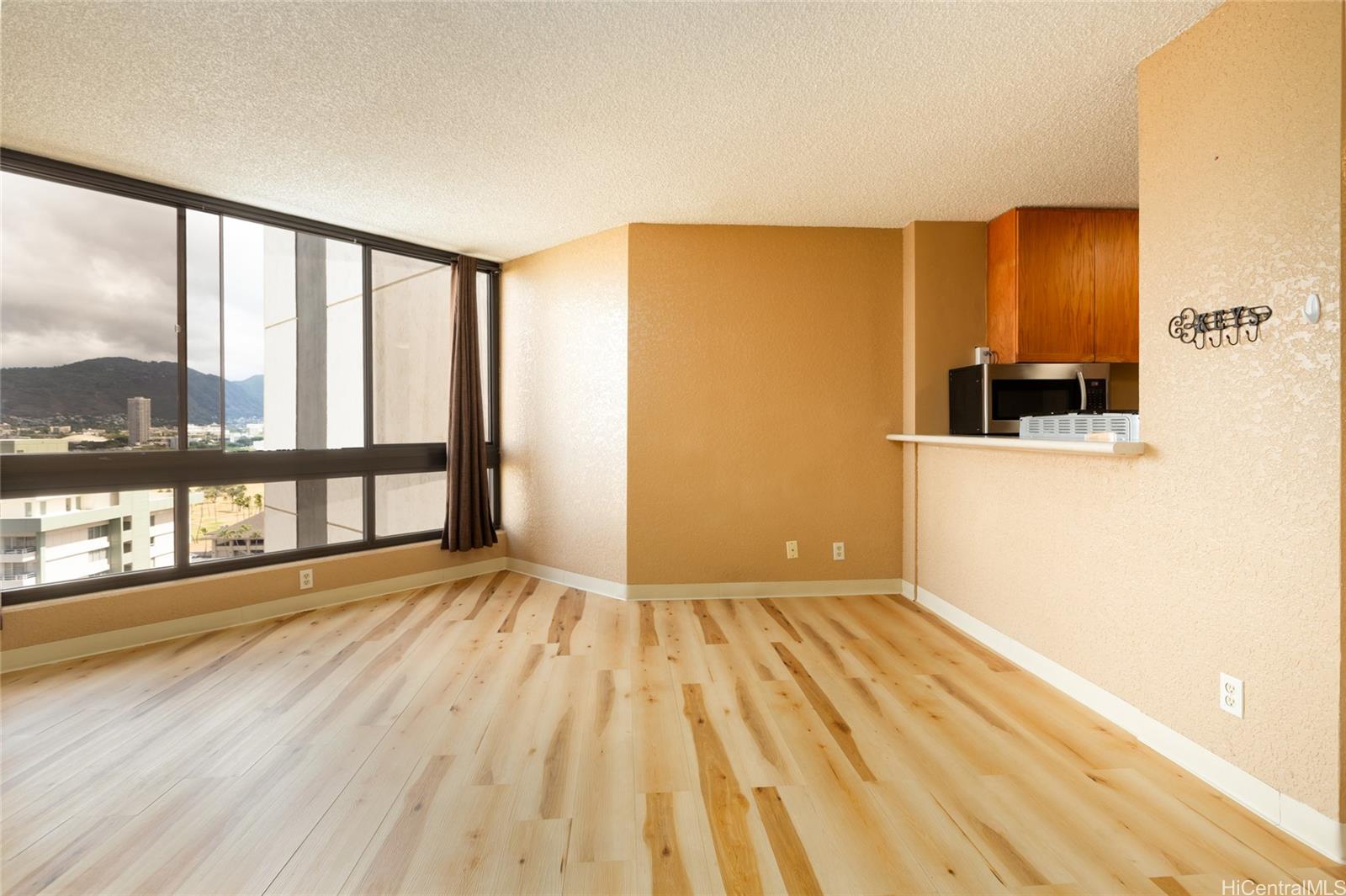 300 Wai Nani Way, Unit I2004 Honolulu, HI 96815 - Photo 21 of 25