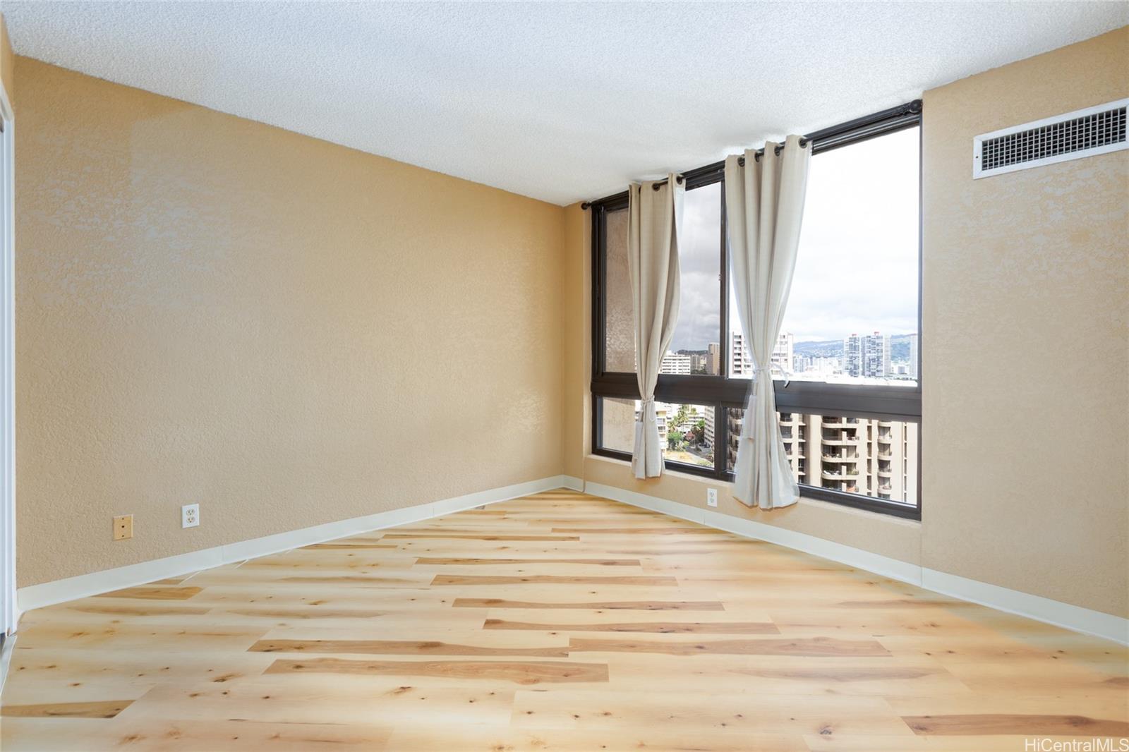 300 Wai Nani Way, Unit I2004 Honolulu, HI 96815 - Photo 22 of 25