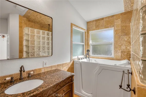 $1,955,000 | 36 Bloomdale, Irvine, CA 92614