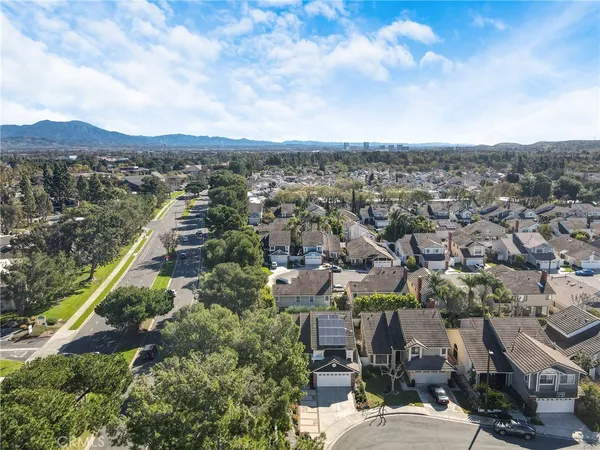 $1,955,000 | 36 Bloomdale, Irvine, CA 92614
