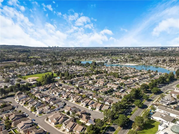 $1,955,000 | 36 Bloomdale, Irvine, CA 92614