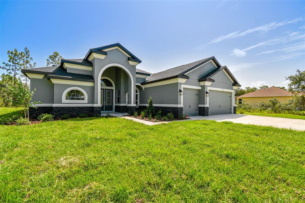 12487 Hooker Road Weeki Wachee, FL 34614 - Photo 3 of 13