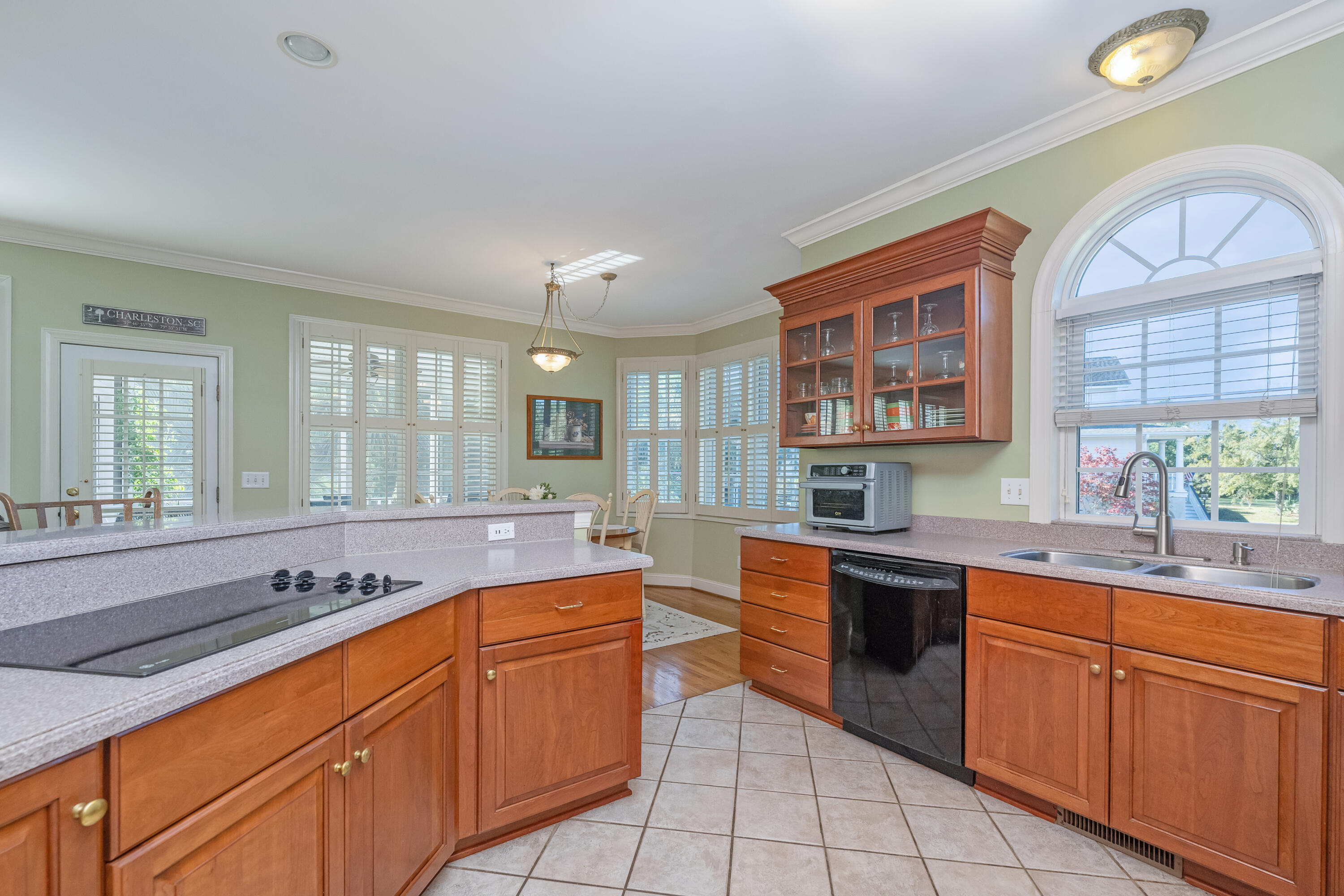308 Jamesbury Road Charleston, SC 29492 - Photo 14 of 56 Kitchen
