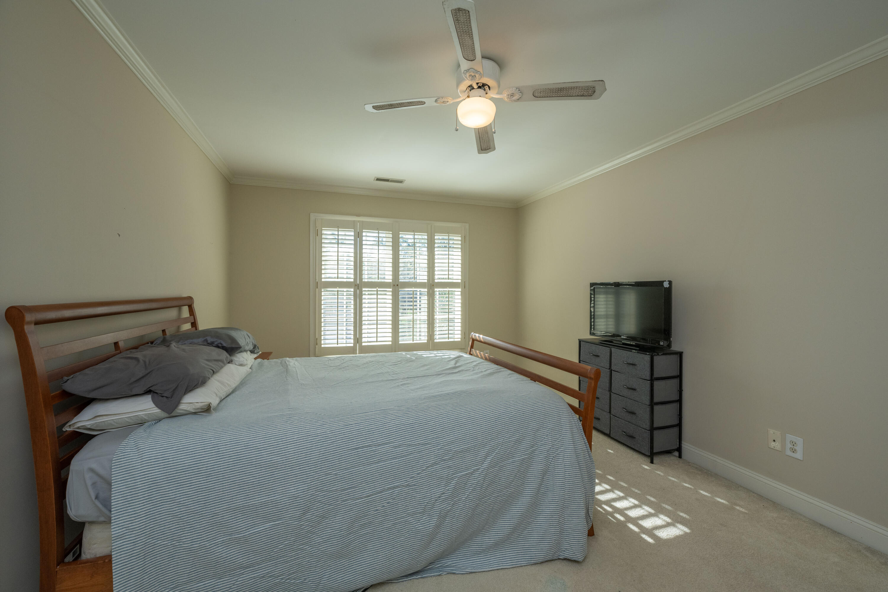 308 Jamesbury Road Charleston, SC 29492 - Photo 25 of 56 Guest Room 3