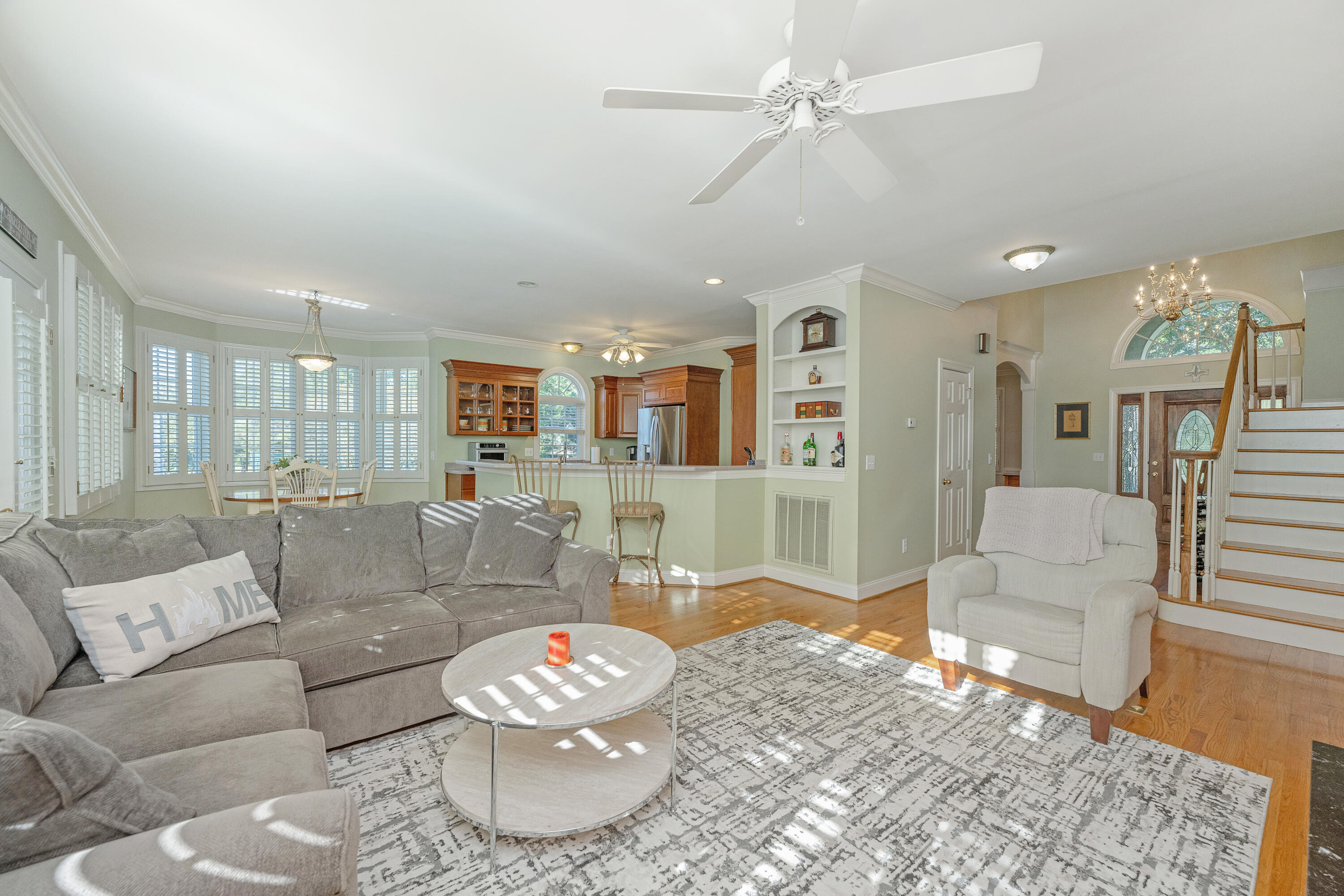 308 Jamesbury Road Charleston, SC 29492 - Photo 7 of 56 Living Room