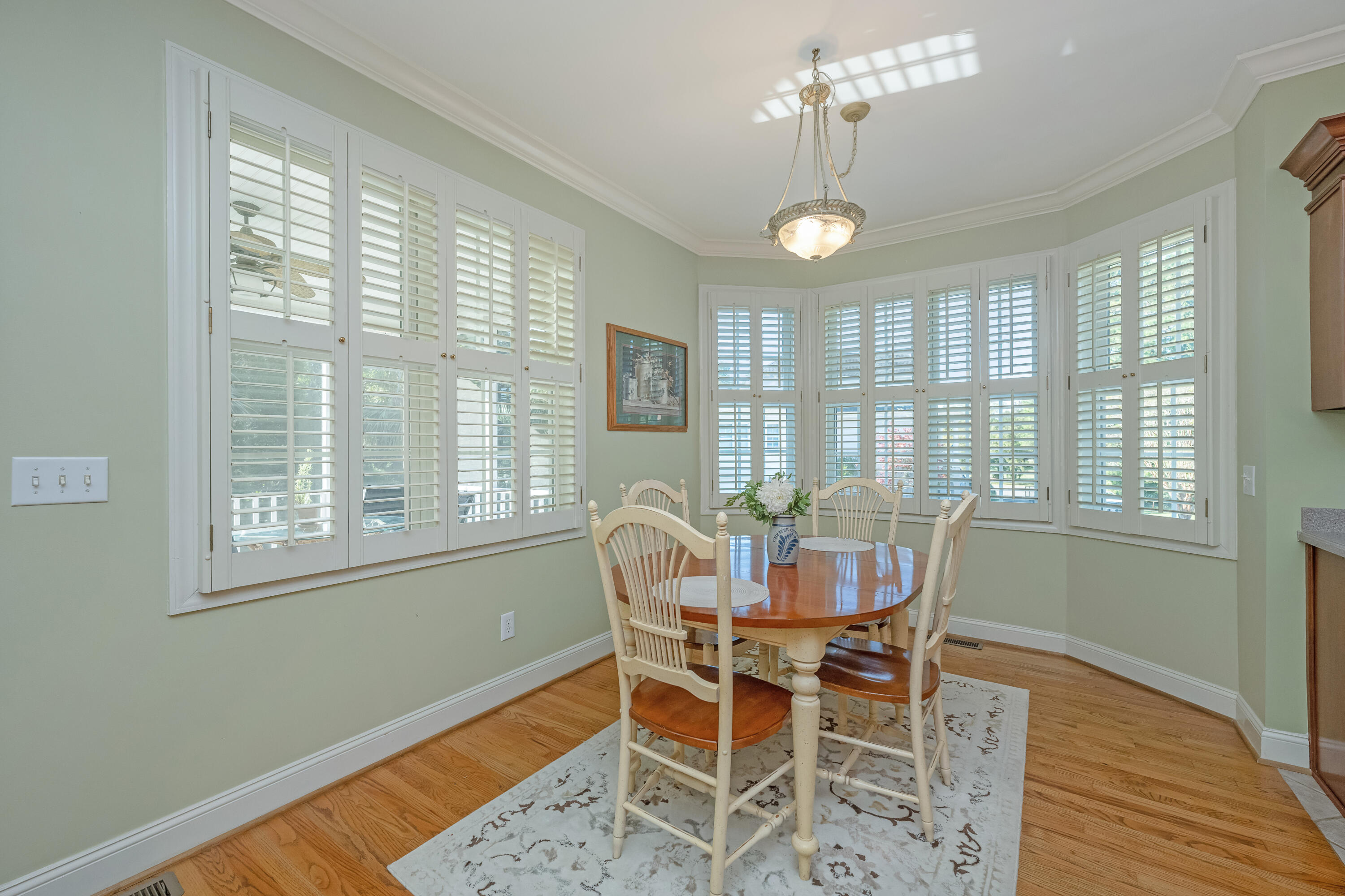 308 Jamesbury Road Charleston, SC 29492 - Photo 9 of 56 Eatery