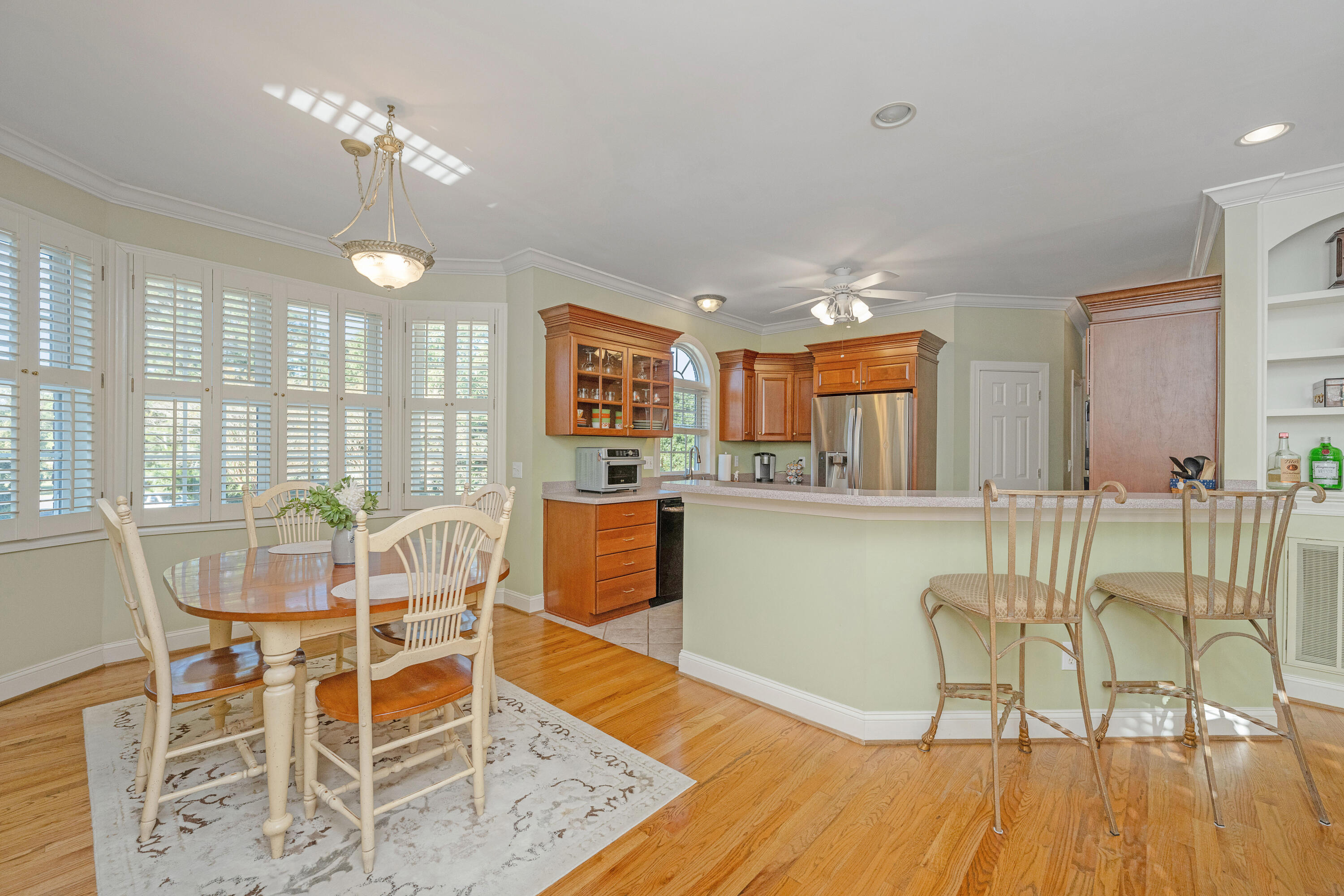 308 Jamesbury Road Charleston, SC 29492 - Photo 10 of 56 Eatery/Kitchen