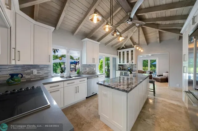 $3,400,000 | 2319 Castilla Isle, Fort Lauderdale, FL 33301