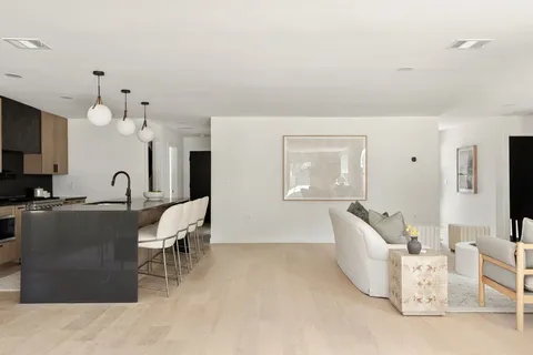 $895,000 | 2005 Pompton Drive, Austin, TX 78757