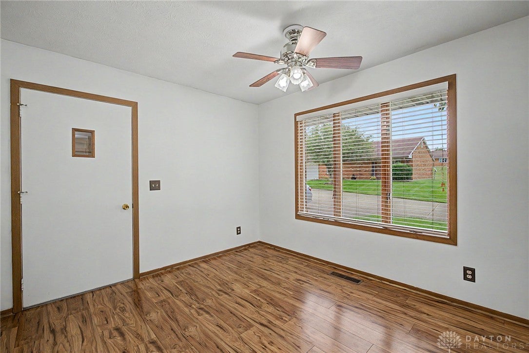 2939 Avery Circle Springfield, OH 45503 - Photo 9 of 25 Gallery Image 9