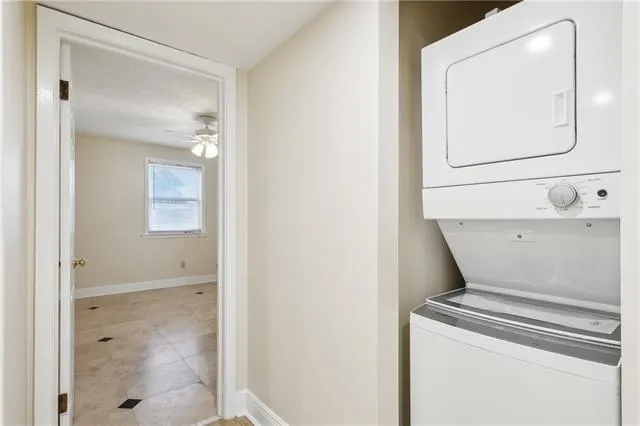 $1,800 | 723 Adams Street, Unit 201, New Orleans, LA 70118