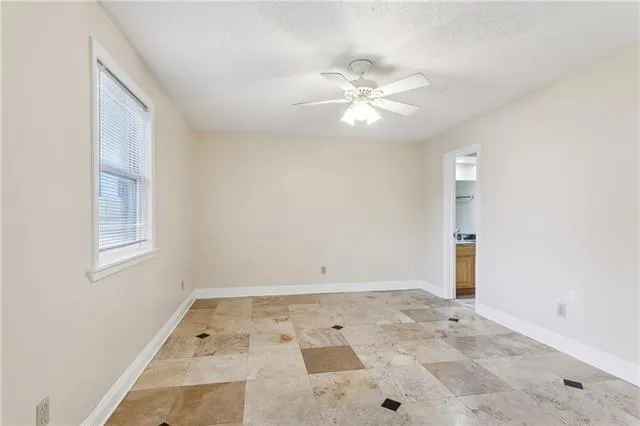 $1,800 | 723 Adams Street, Unit 201, New Orleans, LA 70118