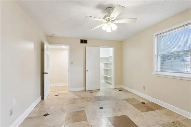 $1,800 | 723 Adams Street, Unit 201, New Orleans, LA 70118