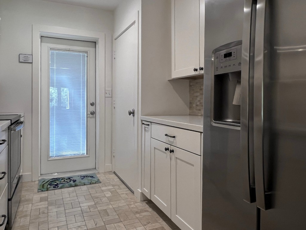 3314 Sea Marsh Road Fernandina Beach, FL 32034 - Photo 14 of 32 a view of an entryway door