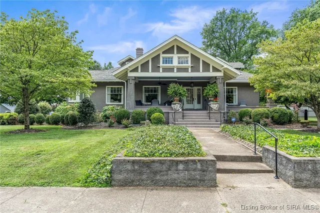 $799,000 | 140 East High Street, Jeffersonville, IN 47130