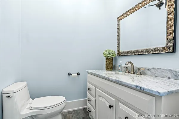 $799,000 | 140 East High Street, Jeffersonville, IN 47130