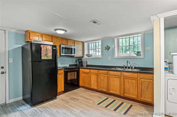 $799,000 | 140 East High Street, Jeffersonville, IN 47130
