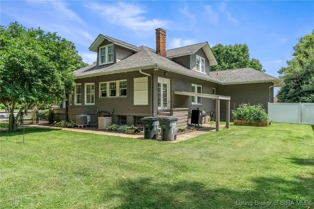 $799,000 | 140 East High Street, Jeffersonville, IN 47130