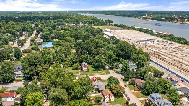 $799,000 | 140 East High Street, Jeffersonville, IN 47130