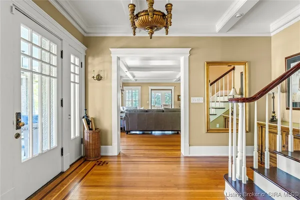 $799,000 | 140 East High Street, Jeffersonville, IN 47130