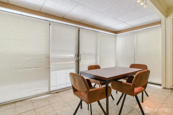 $360,000 | 110 C Chatham Drive, Monroe Township, NJ 08831