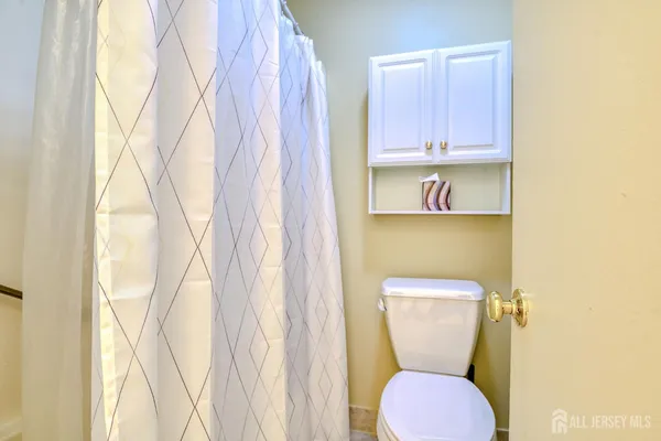 $360,000 | 110 C Chatham Drive, Monroe Township, NJ 08831