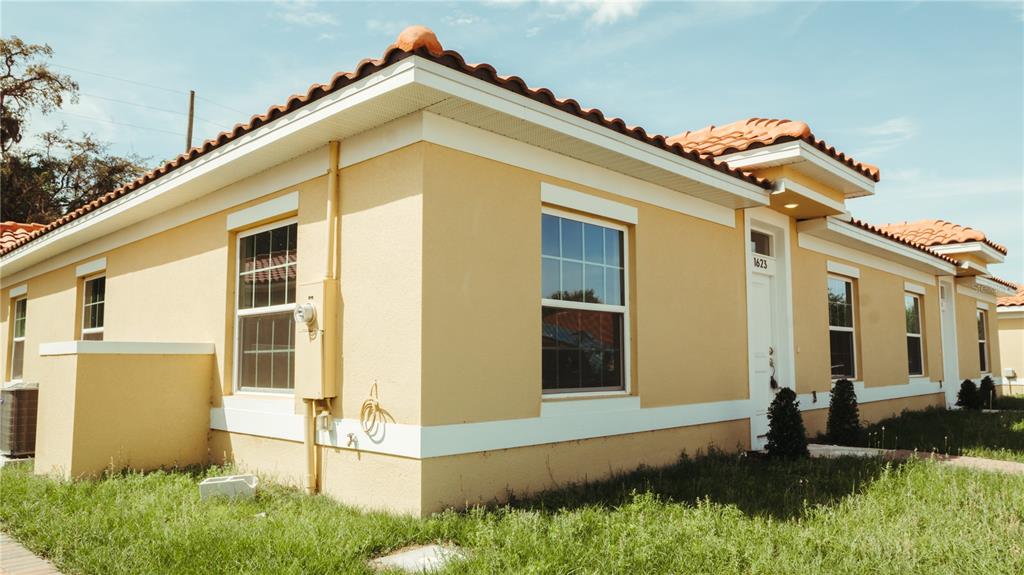 1736 Pacific Road Kissimmee, FL 34759 - Photo 17 of 29 Gallery Image 17