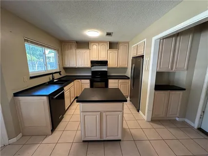 $180,000 | 325 Cawthorn Drive, Slidell, LA 70458