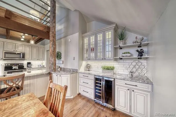 a view of walk in closet