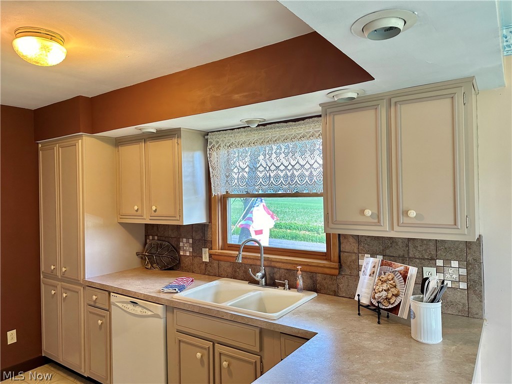 3730 Bower Road Rootstown, OH 44272 - Photo 13 of 50 Kitchen with view of the front yard