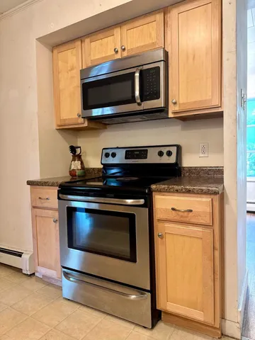 $197,500 | 106 South Belfast Avenue, Augusta, ME 04330