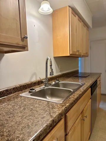 $197,500 | 106 South Belfast Avenue, Augusta, ME 04330