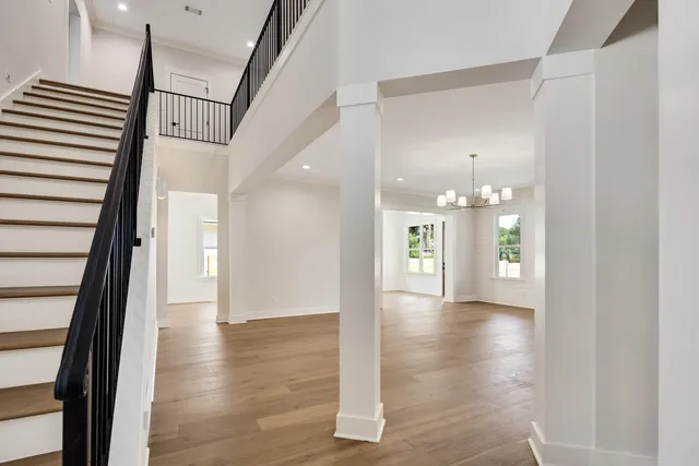 $939,000 | 352 Avon Road, Memphis, TN 38117