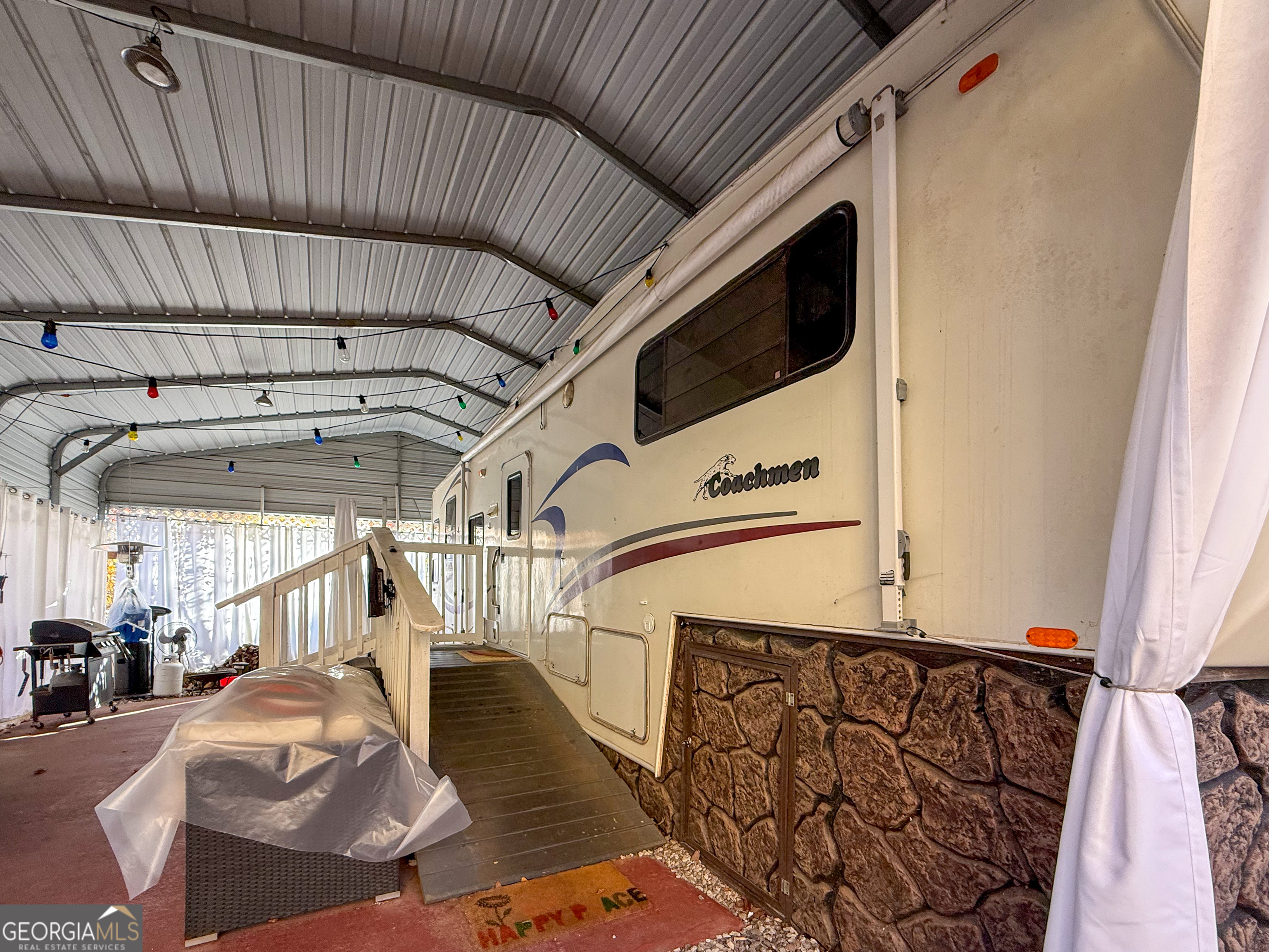159 Canyon Pass Cleveland, GA 30528 - Photo 3 of 19 a view of entryway with a couch