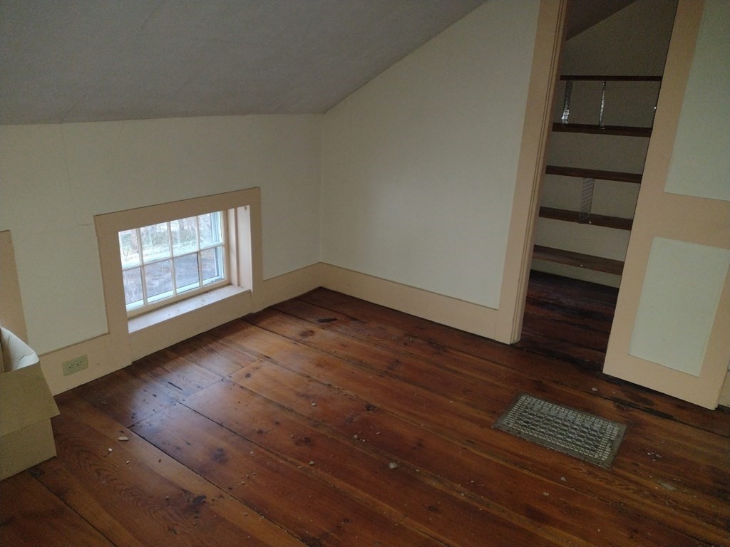 16 Parish Hill Road Granby, MA 01033 - Photo 14 of 25 Gallery Image 14