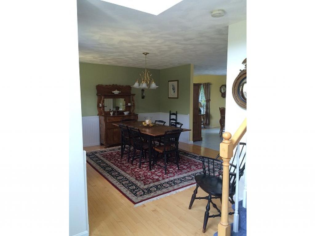 154 Fremont Road Sandown, NH 03873 - Photo 5 of 14