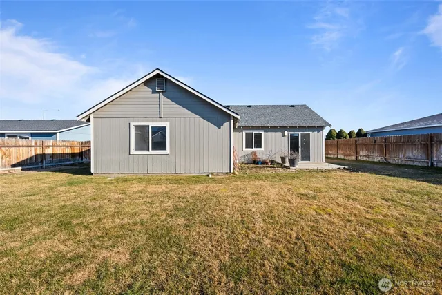 $330,000 | 247 H Street Southeast, Ephrata, WA 98823