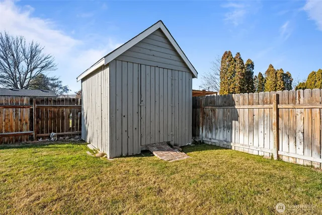 $330,000 | 247 H Street Southeast, Ephrata, WA 98823
