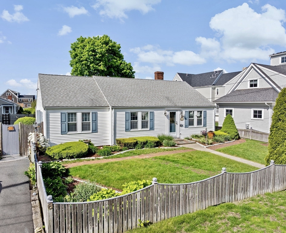 6 Damon Road Scituate, MA 02066 - Photo 4 of 21