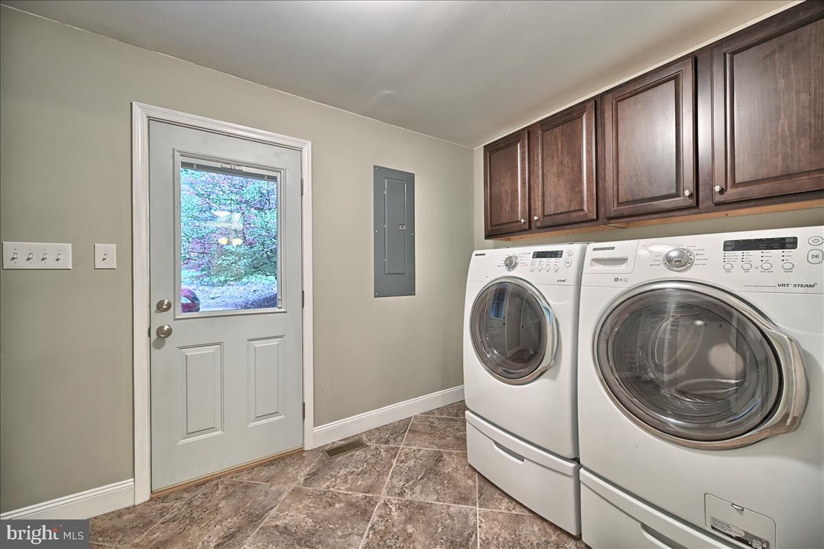 4625 Fargreen Road Harrisburg, PA 17110 - Photo 12 of 45 Gallery Image 12