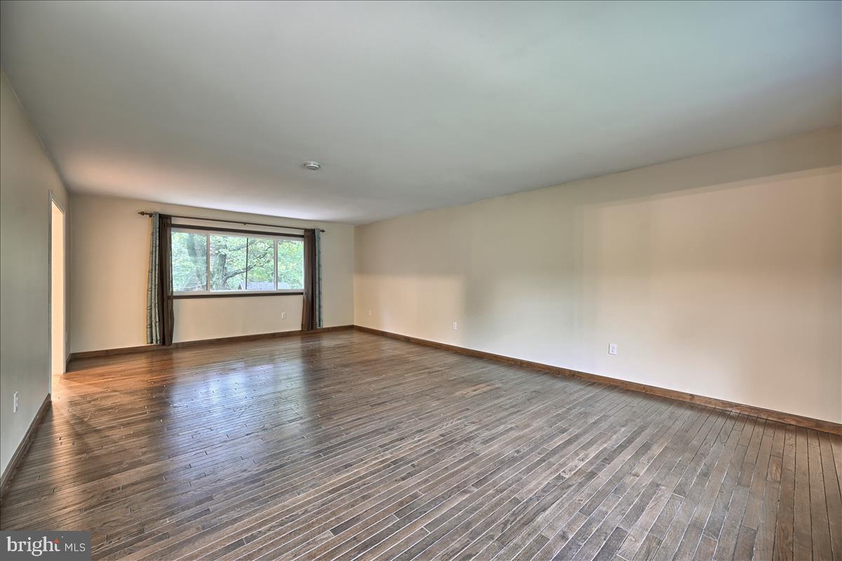 4625 Fargreen Road Harrisburg, PA 17110 - Photo 16 of 45 Gallery Image 16