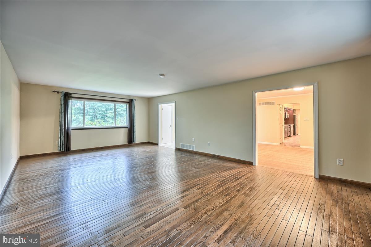 4625 Fargreen Road Harrisburg, PA 17110 - Photo 17 of 45 Gallery Image 17